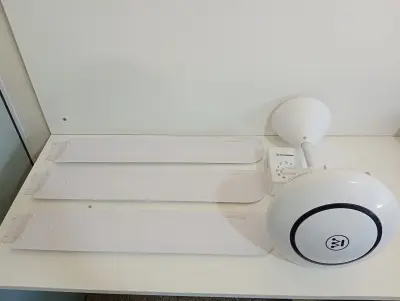 Ventilador 5 Velocidades Marca Westinghouse Modelo Usado En Buen Estado Acc: Tres Aletas Comentario: Sin Caja