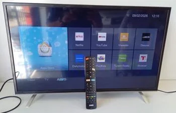 Televisor Led Smart De 32 '' Marca Jam Modelo Ja32hd218s Con Control Usado En Buen Estado Acc No Tiene