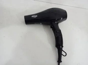 Secador De Pelo Marca Fama 1800w Modelo Usado En Buen Estado Acc No Tiene