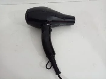 Foto 2 de Secador De Pelo Marca Fama 1800w Modelo Usado En Buen Estado Acc No Tiene