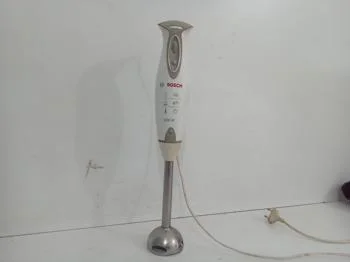 Foto 2 de Batidora Marca Bosch Modelo 600w Usado En Buen Estado Acc No Tiene