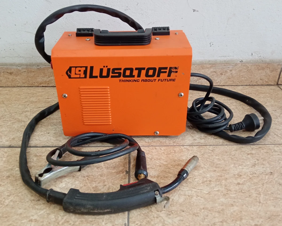 Soldador Marca Lusqtoff Modelo Sml150-8 Usado En Buen Estado Acc Pinza Positivo Y Negativo