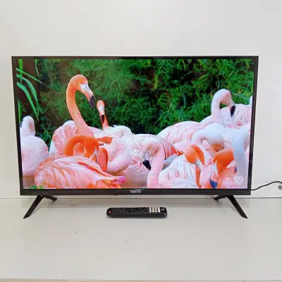 Televisor Led Smart De 32 '' Marca Tokyo Modelo Tvtokff32sm Con Control Usado En Buen Estado Acc: Par De Patitas