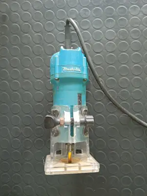 Fresadora Marca Makita Modelo 3709 Usado En Buen Estado Acc No Tiene