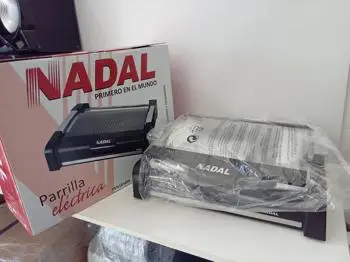 Parrilla Electrica Marca Nadal Modelo Pen1650w Nuevo Sin Uso Acc En Caja