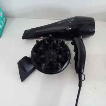 Secador De Pelo Marca Gama Modelo Diva 3d Usado Con Desgaste Acc 2 Picos Y Un Difusor