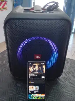 Caja De Sonido Amplificada Marca Jbl Modelo Encore Essential Sin Control Usado En Buen Estado Acc: Cable PowerManijaLuces