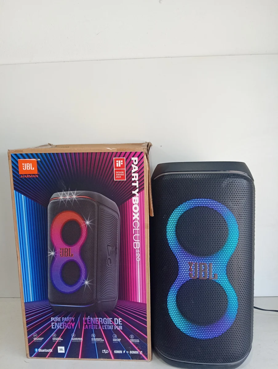 Caja De Sonido Amplificada Marca Jbl Modelo Party Box Club120 Sin Control Usado En Buen Estado Acc Bt/Usb/LucesEn Caja