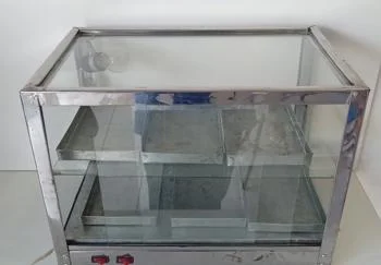 Foto 3 de Exhibidor De Alimentos Marca No Tiene Modelo No Tiene Usado En Buen Estado Acc C/ CalentadorSeis BandejasFoco