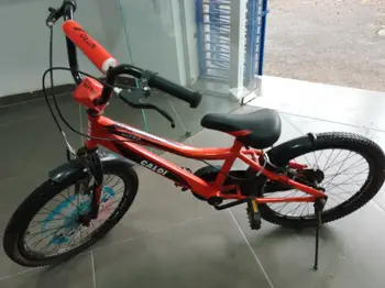 Bicicleta Marca Caloi Aro : 20 Modelo Nitro Usado En Buen Estado Acc: FrenoPatitas Protector De CadenaGuardabarro