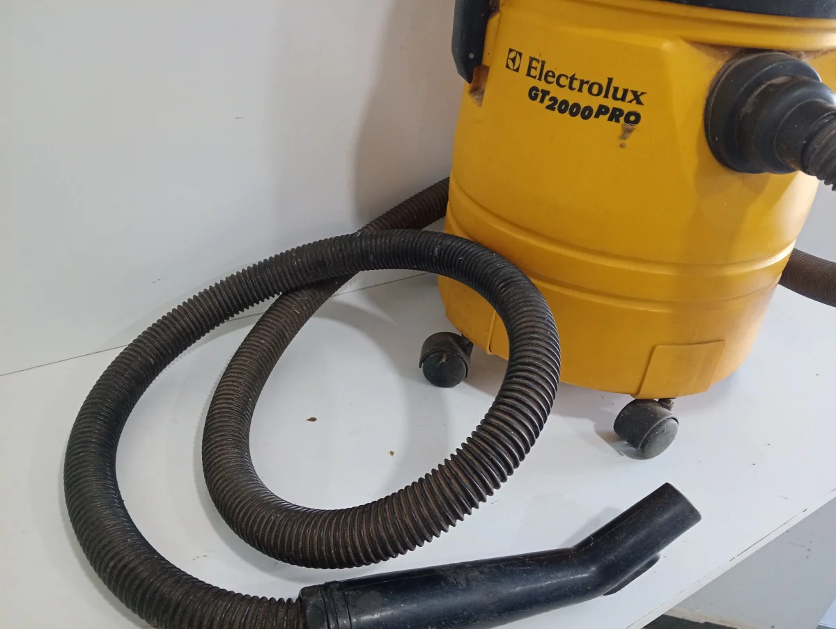 Foto 2 de Aspiradora Marca Electrolux Modelo Gtpro20 Usado En Buen Estado Acc MangueraFiltro