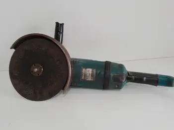 Pulidora Marca Makita Modelo Ga9030 Tamaño Grande Usado En Buen Estado Acc MangoProtectorDisco De Corte