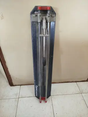 Cortadora De Piso Marca Cortag Modelo Master-90 Tamaño En Cm : 90 Usado En Buen Estado Sin Caja Acc: Punta Comentario: Color Gris Con Polvo