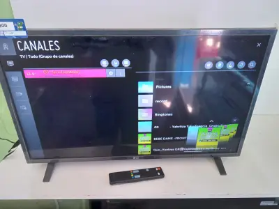 Televisor Led Smart De 32 '' Marca Lg Modelo 32lm637bpsb Con Control Usado En Buen Estado Acc: Patitas Comentario: Control Universal