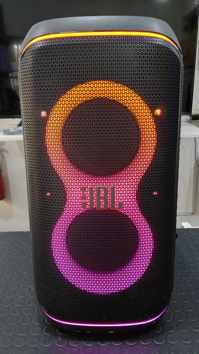 Parlante Portatil Marca Jbl Modelo Partybox Club120 Usado En Buen Estado Con No Tiene Acc No Tiene