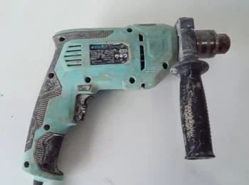 Foto 2 de Taladro Marca Energy Modelo Ed13 Usado Con Desgaste Acc C/ MartlleteRetrocesoRegulador De RpmManija