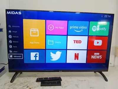 Televisor Led Smart De 43 '' Marca Midas Modelo Md-Smtv43a Con Control Usado En Buen Estado Acc Dos Patitas