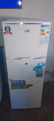 Heladera Marca Icona Modelo Ilrf Usado En Buen Estado Litros 300 Acc Verdulera3 Bandejas De Vidrio1 Bandeja De Vidrio En HieleraHuevera2 Bandeja De PuertaLuz Led