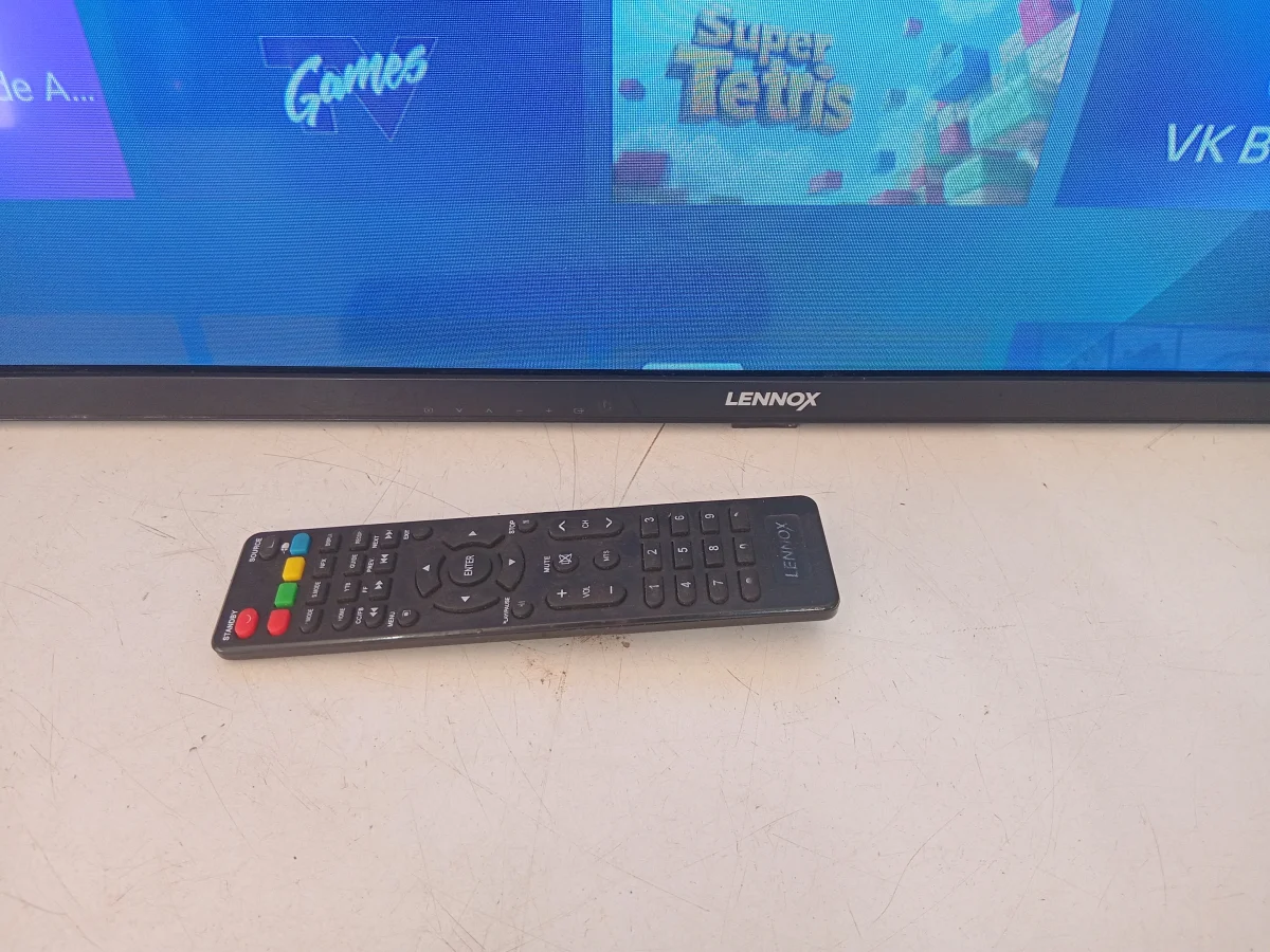 Foto 2 de Televisor Led Smart De 32 '' Marca Lennox Modelo Lnx32s Con Control Usado En Buen Estado Acc Control
