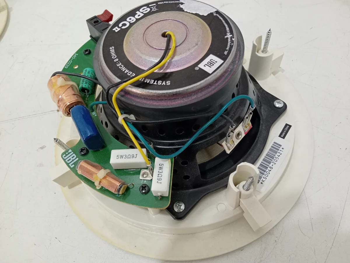 Foto 2 de Parlante Para Auto Marca Jbl Modelo Sp6c Ii Usado En Buen Estado Acc No Tiene