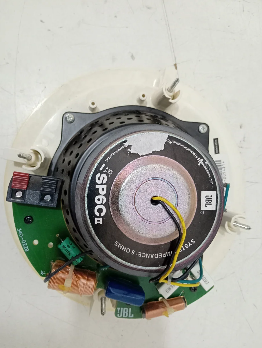 Foto 3 de Parlante Para Auto Marca Jbl Modelo Sp6c Ii Usado En Buen Estado Acc No Tiene