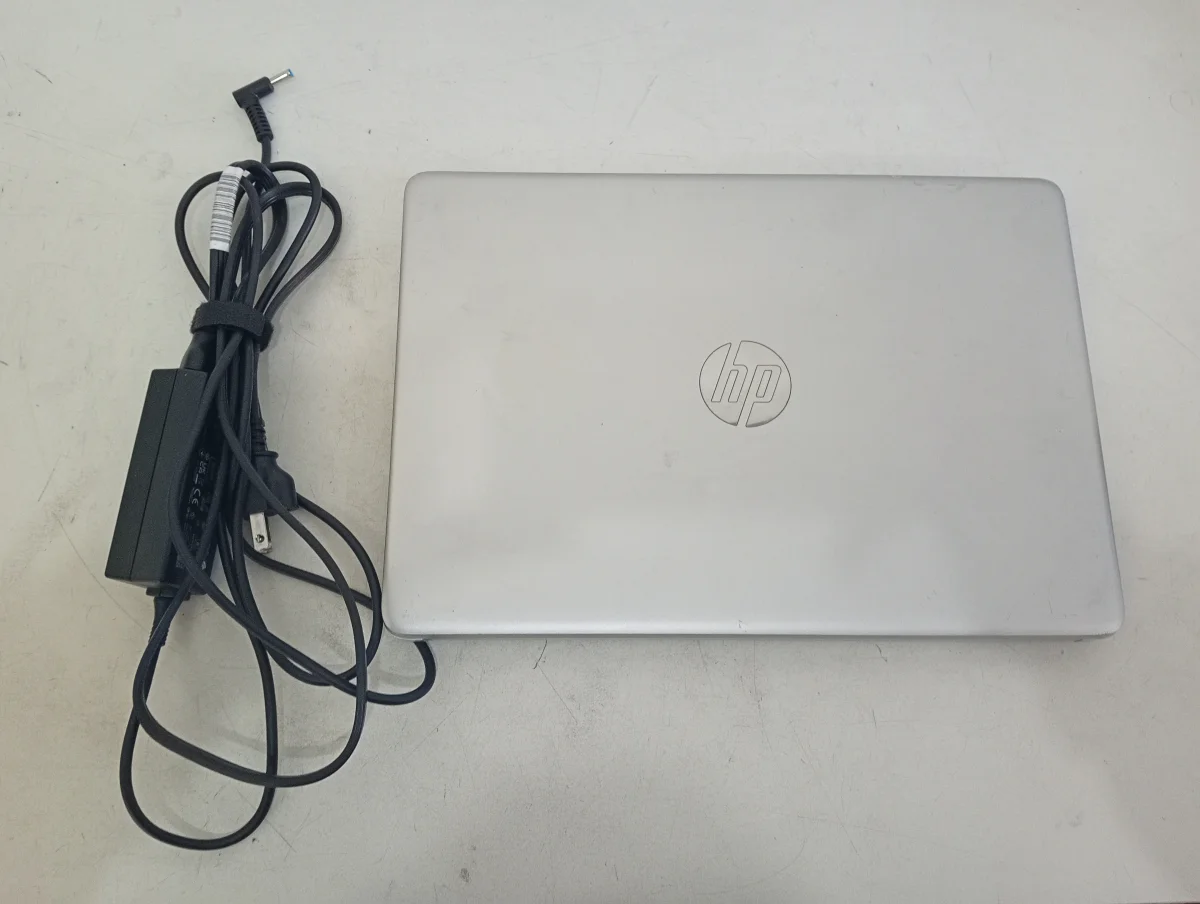 Notebook Marca Hp Modelo 14-Cf2723wm Procesador Celeron Memoria Ram 4 Gb Disco Duro 60 Gb Generacion 4 Acc Pantalla De 14