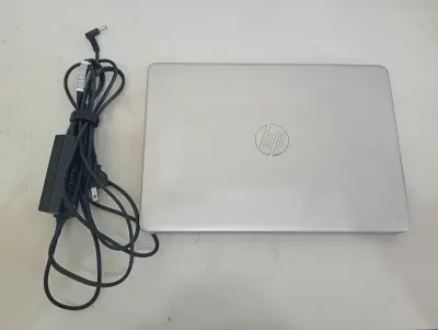Notebook Marca Hp Modelo 14-Cf2723wm Procesador Celeron Memoria Ram 4 Gb Disco Duro 60 Gb Generacion 4 Acc Pantalla De 14