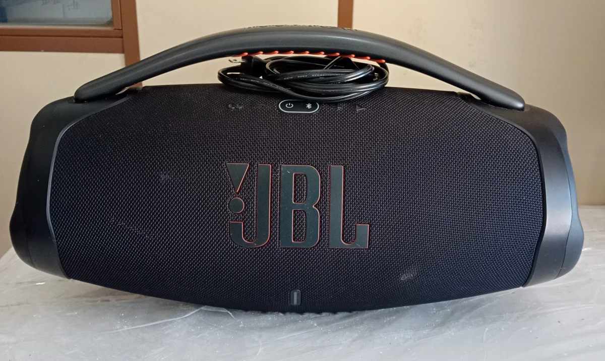 Parlante Portatil Marca Jbl Modelo Bombox 3 Usado En Buen Estado Con No Tiene Acc Cable Power
