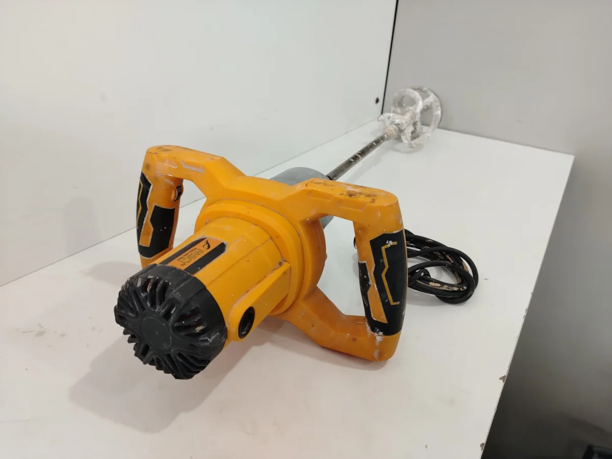 Foto 2 de Mezcladora De Cemento Manual Marca Fascy Modelo Fa8110 Usado En Buen Estado Acc No Tiene