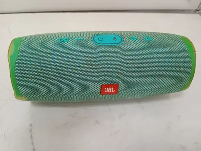 Parlante Portatil Marca Jbl Modelo Charge 4 Nro Usado Con Desgaste Con Sin Acc Sin Accesorios