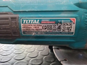 Foto 3 de Pulidora Marca Total Modelo Tg12223026 Tamaño Grande Usado En Buen Estado Acc Mango Protector Disco