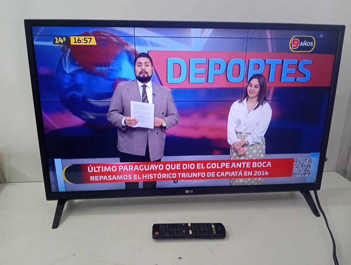 Televisor Led Convencional De 32 '' Marca Lg Modelo 32lk540bpsa Usado-En-Buen-Estado Sin Control Sin Caja Acc 2 Patitas