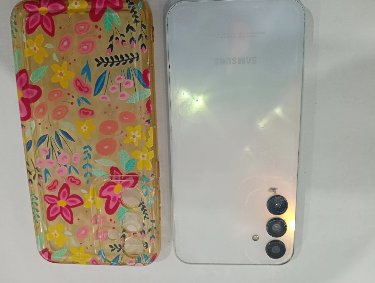 Foto 2 de Celular Marca Samsung Modelo A15 Memoria Ram 4 Gb Almacenamiento Interno 128 Gb Acc No Tiene