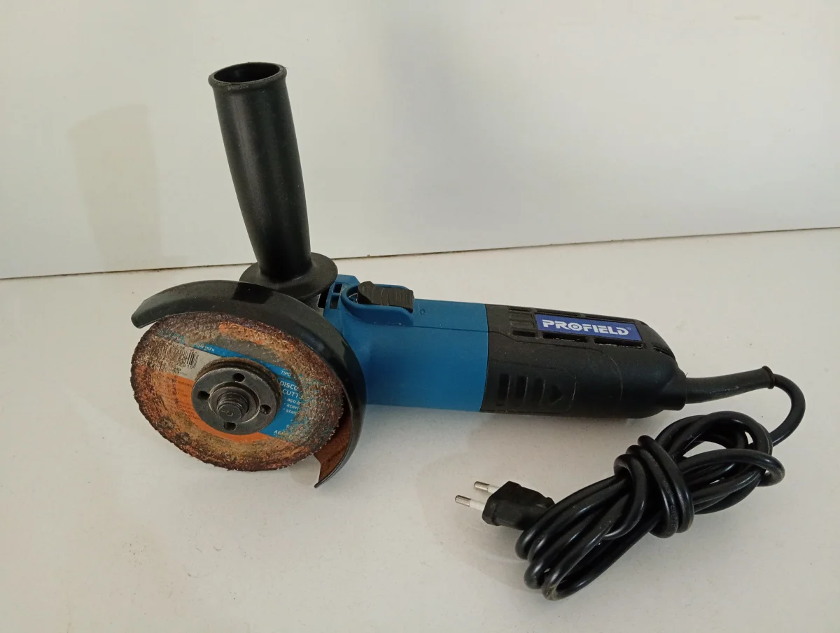 Pulidora Marca Profield Modelo No Tiene Tamaño Chico Usado En Buen Estado Acc Disco Protector Manija