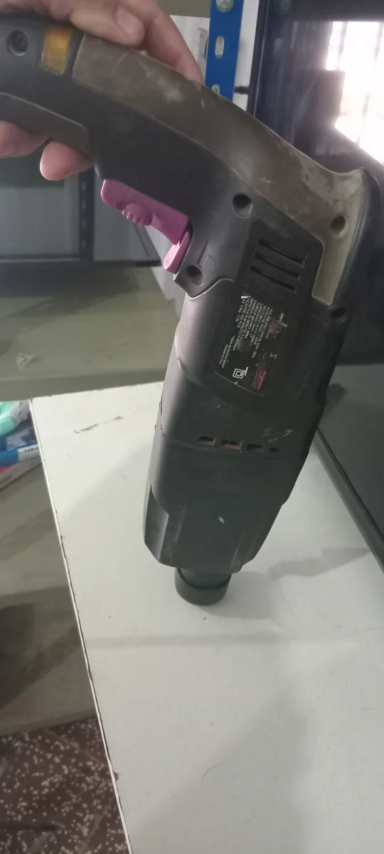 Foto 3 de Taladro Marca Neo Modelo Rm826k Usado Con Desgaste Acc No Tiene