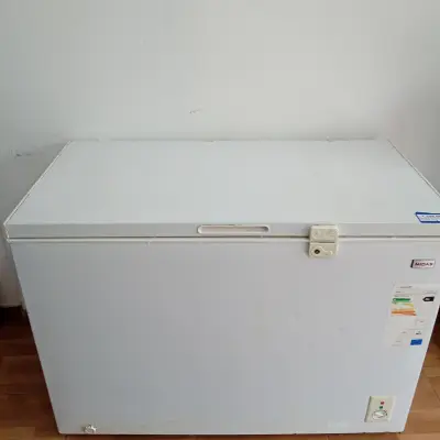 Congeladora / Frezzer Marca Midas Litros 299 Modelo Md-Cm379l Usado En Buen Estado Acc 1 Canasta 1 Tapa De Vidrio