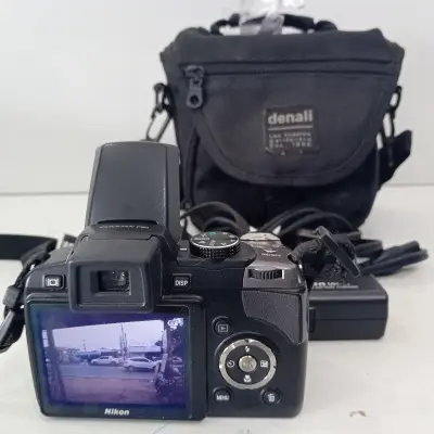 Camara Fotografica Marca Nikon Modelo Coolpix P80 Usado En Buen Estado Acc 1 Bateria Cargador Correa Estuche