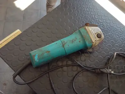 Pulidora Marca Gama Modelo No Tiene Tamaño : Pequeño Usado Con Desgaste Acc: Disco Protector