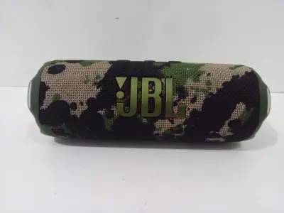 Parlante Portatil Marca Jbl Modelo Flip 7 Usado En Buen Estado Con No Tiene Acc No Tiene