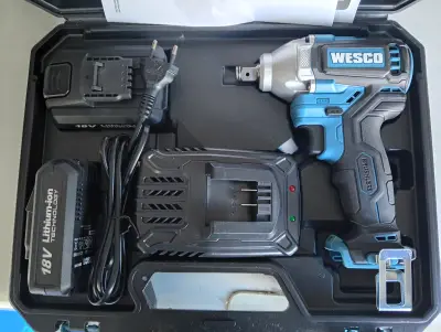 Taladro Marca Wesco Modelo Ws2382k2 Acc Con 2 BateriasCon Cargador