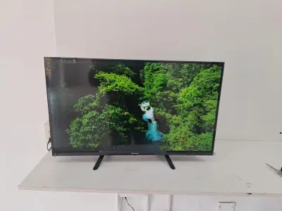 Televisor Led Smart De 32 '' Marca Aiwa Modelo Aw32b4sm Con Control Usado En Buen Estado Acc: Patitas De PedestalEnt. Usb Hdemi Comentario: Control Sin Tapita Y Con Cinta Aisladora