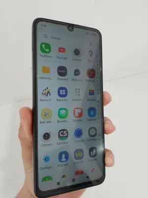 Celular Marca Xiaomi Modelo Poco C75 Memoria Ram 8 Gb Almacenamiento Interno 256 Gb Acc Funda Trasparente