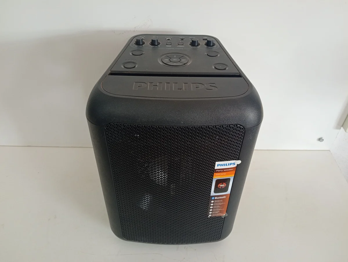 Foto 2 de Caja De Sonido Amplificada Marca Philips Modelo Tanxx100/10 Sin Control Usado En Buen Estado Acc No Tiene
