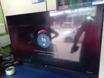 Televisor Led Smart De 43 '' Marca Win Modelo Win43fs Sin Control Usado En Buen Estado Acc Patitas