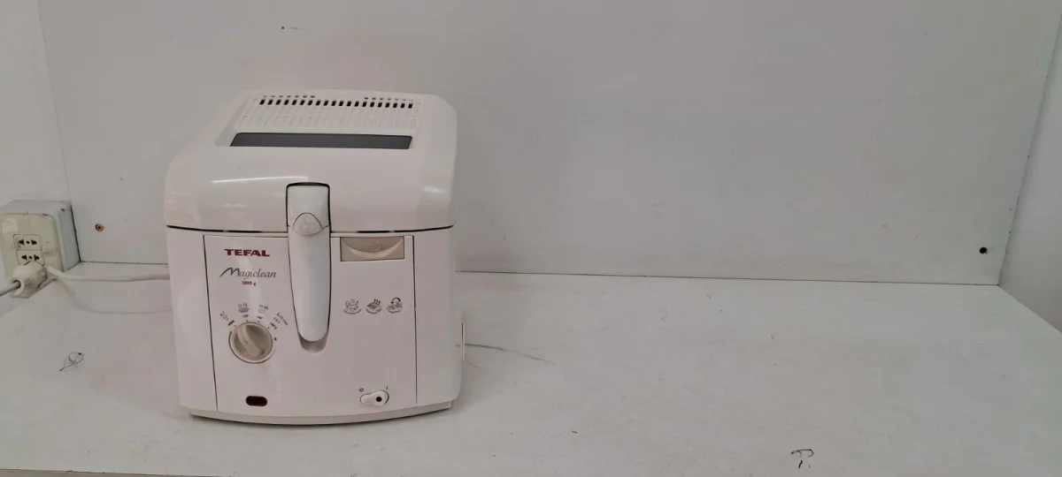 Fritadora Marca Tefal Modelo Fr4001 Usado En Buen Estado Acc Con EspumaderaRegulador De Temperatura