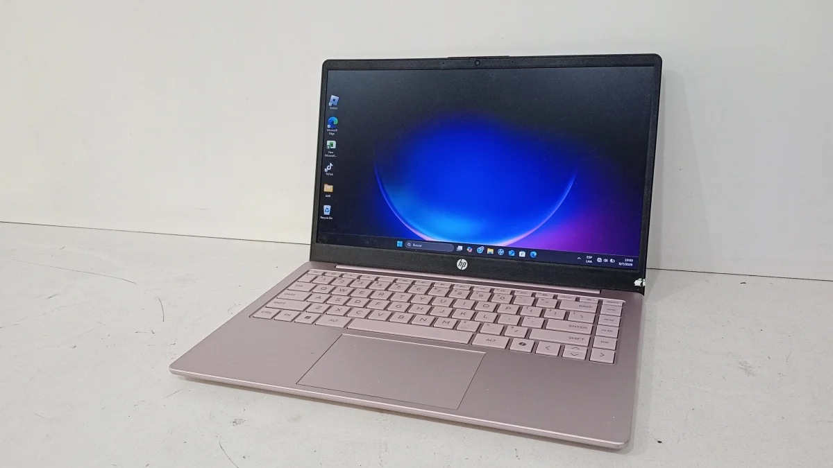 Foto 3 de Notebook Marca Hp Modelo Hp14 Procesador Intel N150 Memoria Ram 4 Gb Disco Duro 128 Gb Generacion 5 Acc Con Estuche