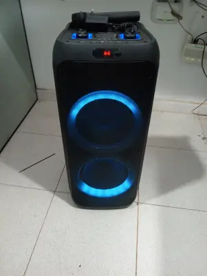 Parlante Portatil Marca Sing-E Modelo Multi Media Speaker Usado En Buen Estado Con No Tiene Acc Un Micrófono Y Cargador