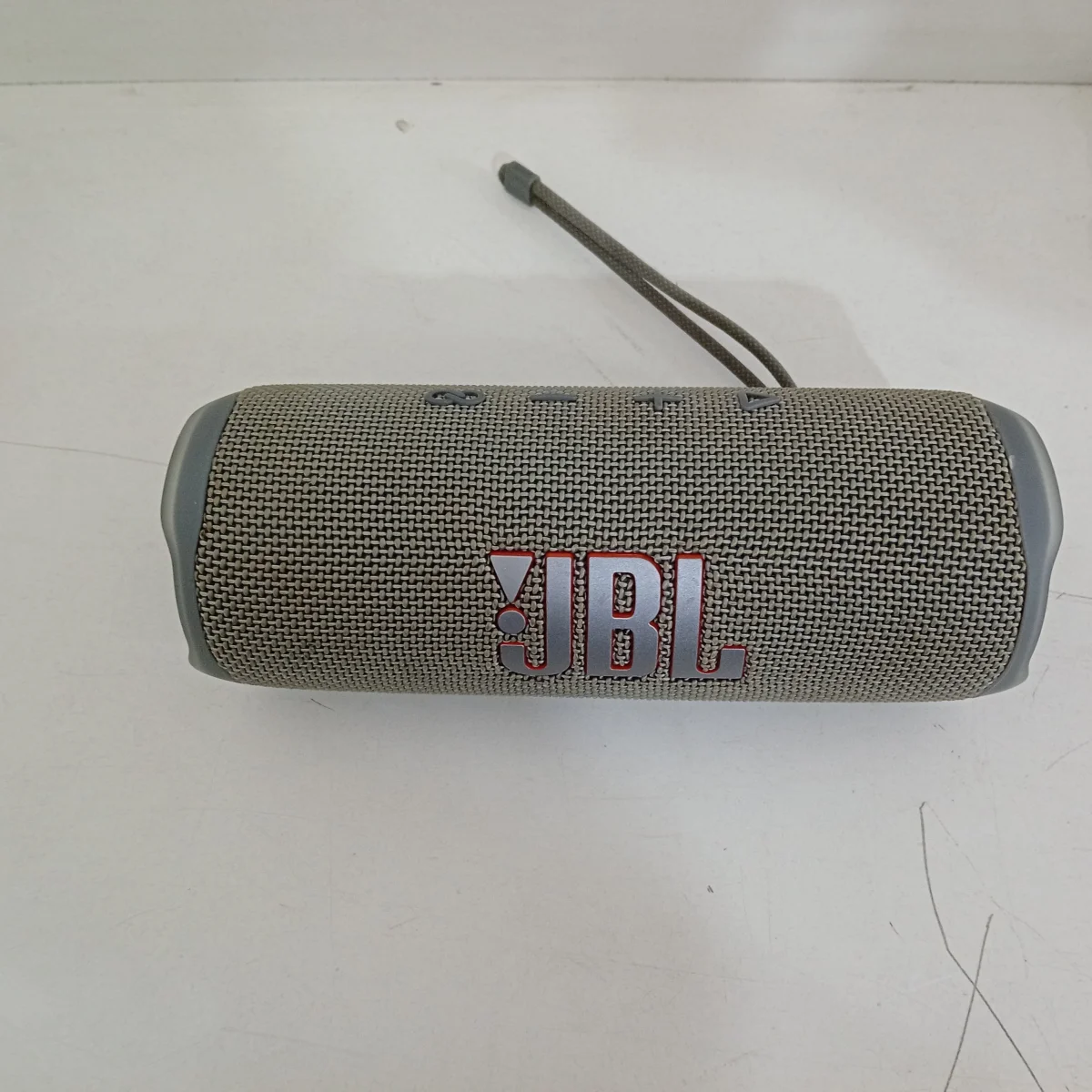 Speaker Potencia Watts No Tiene Marca Jbl Sin Control Modelo Flip 6 Usado En Buen Estado Sin Caja Acc No Tiene