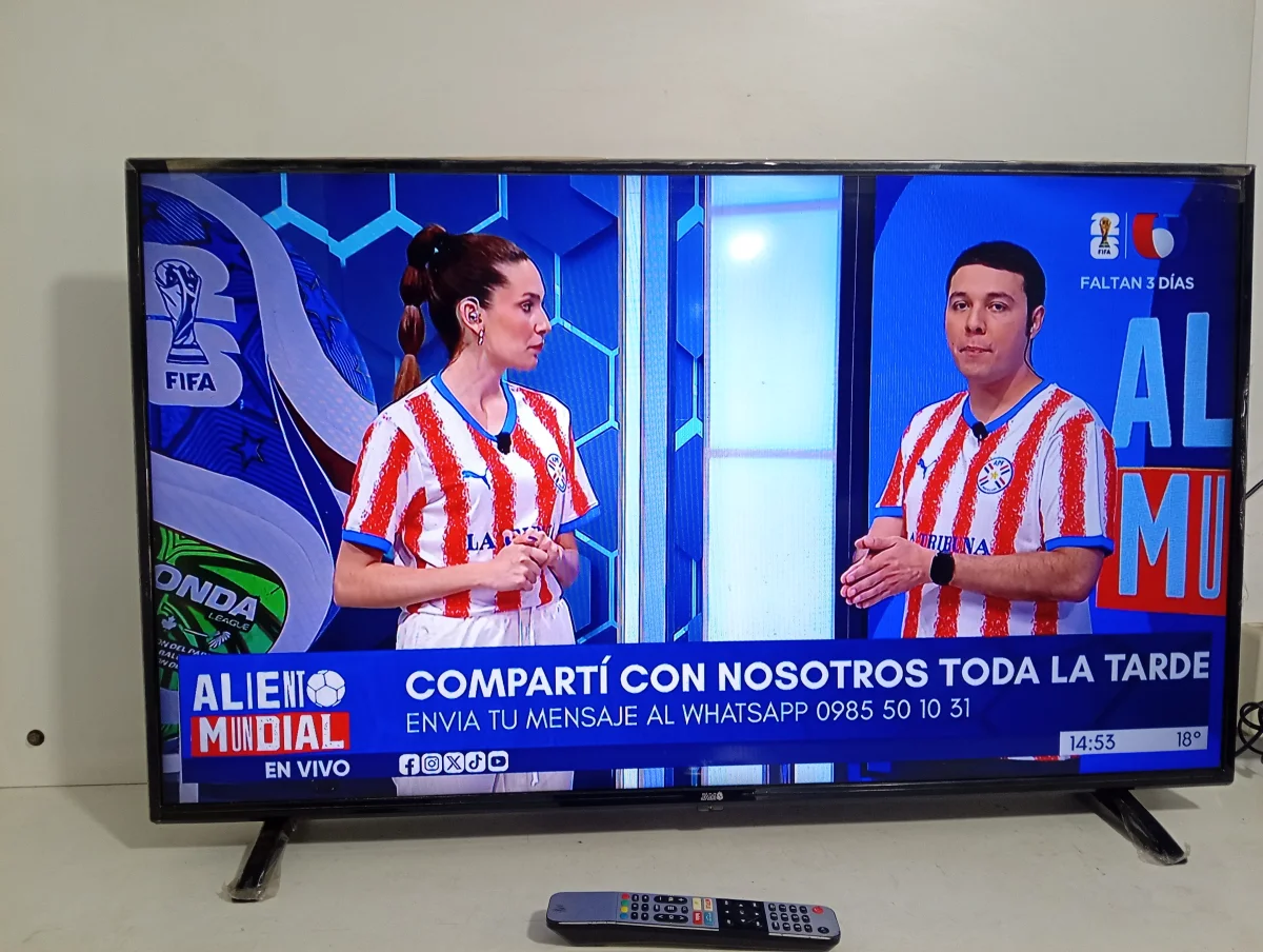 Foto 3 de Televisor Led Smart De 43 '' Marca Jam Modelo Sk43e10 Con Control Usado En Buen Estado Acc PatitasUsbHdmi