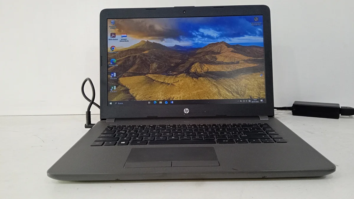 Notebook Marca Hp Modelo Hp 245 G6 Procesador Amd A9-9425 Memoria Ram 8 Gb Disco Duro 500 Gb Generacion No Tiene Acc Sin Teclado Numerico